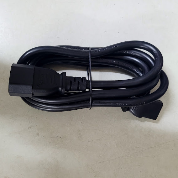 Dây, cáp nguồn C13 - C14 lõi 1.5mm dài 1.5m chính hãng