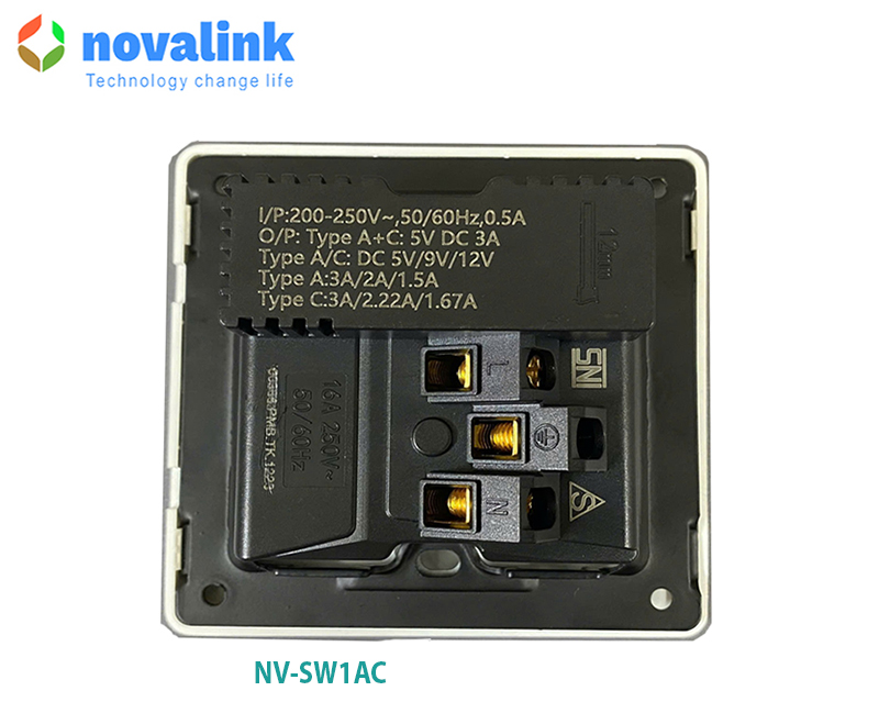 Ổ cắm điện sạc đa năng lắp âm tường USB A+ C Novalink NV-SW1AC chính hãng